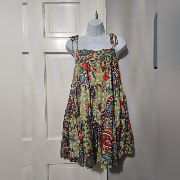 BUCKETLIST Dresses & Skirts - BUCKETLIST Green and Orange Tiered Sundress